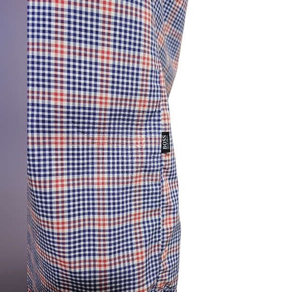 Hugo Boss Large Lightweight Short Sleeve Plaid Button Up Shirt - Picture 3 of 7